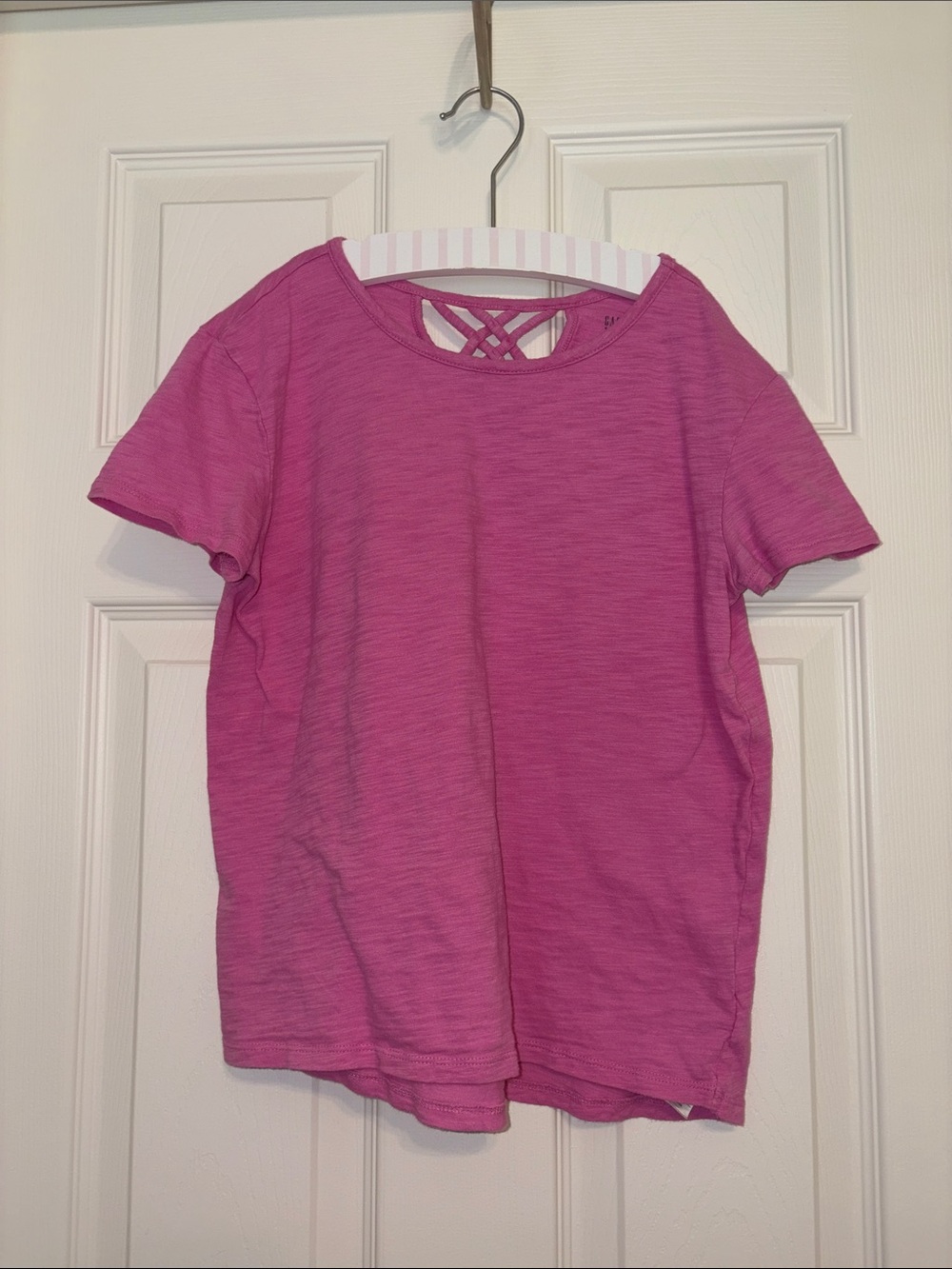 Gap pink tee with crisscross back cutout - Size youth XL